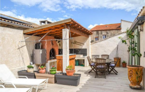 3 Bedroom Stunning Home In Colombiers